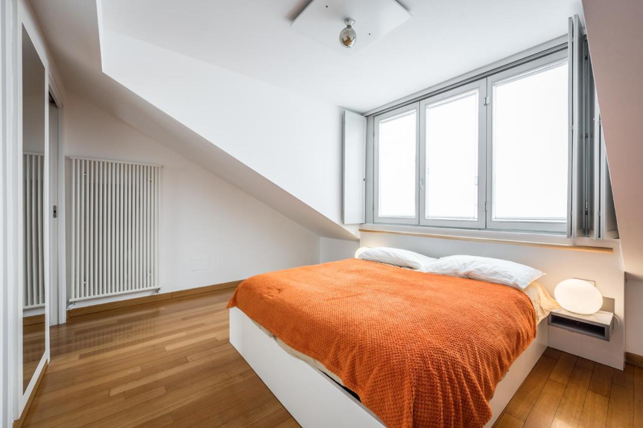 The Orange Attic - Navigli Area Appartement Milaan Buitenkant foto